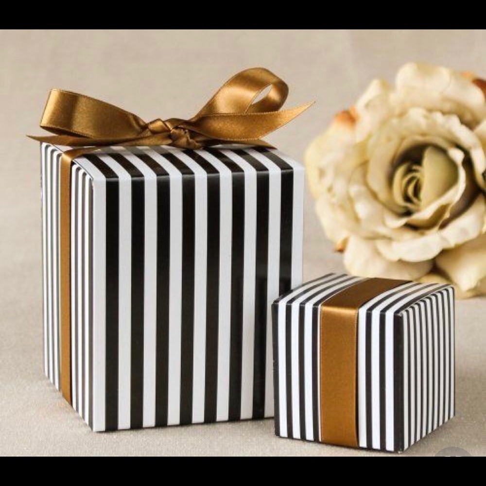Surprise gift Box $200 value szs  5pieces!